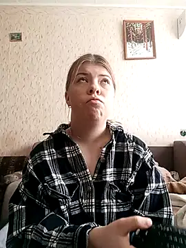 Snapshot of EvaTallor chatting on 02-26-26, 09:20 EvaTallor online show from 02-26-26, 09:20