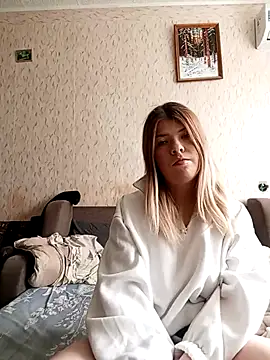 EvaTallor online show from 03-04-26, 08:00