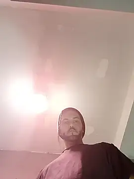 Snapshot of RodrigoAlencar chatting on 02-17-26, 02:25 RodrigoAlencar online show from 02-17-26, 02:25