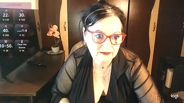 exiMIlf online show from 05-12-26, 01:17