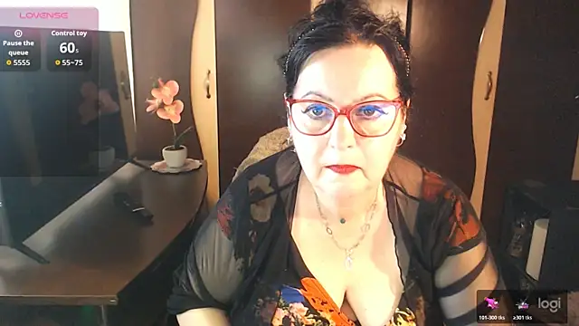 exiMIlf online show from 05-22-26, 12:47
