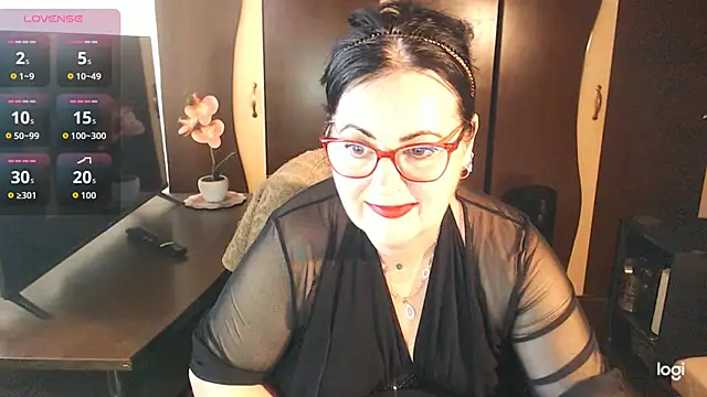 exiMIlf online show from 06-08-26, 10:49