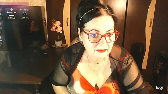 exiMIlf online show from 06-10-26, 05:58