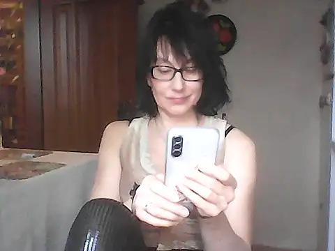 Snapshot of Vlastelina chatting on 02-25-26, 01:22 Vlastelina online show from 02-25-26, 01:22