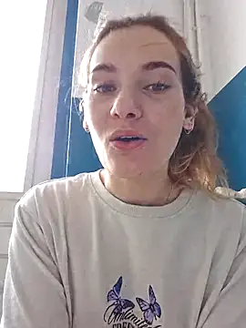 sweetsophie69 online show from 04-10-26, 10:11