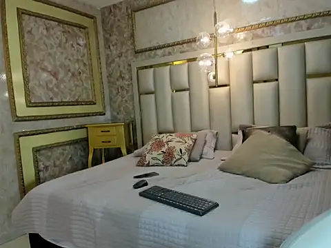 Veronica hottie online show from 02-26-26, 01:33