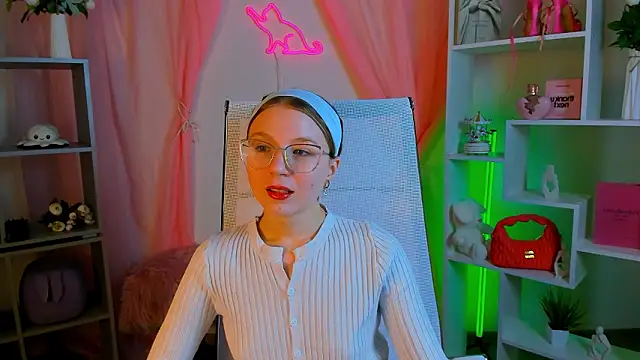 ElliFrankenweenie online show from 03-12-26, 07:12