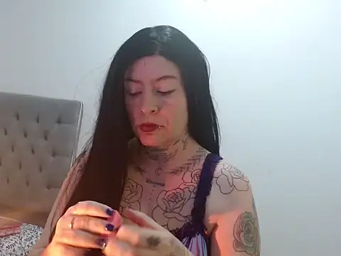 Snapshot of mia_vantt chatting on 02-22-26, 02:41 mia vantt online show from 02-22-26, 02:41