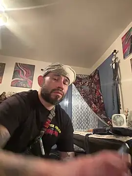 Snapshot of TheDaddio03 chatting on 02-24-26, 04:24 TheDaddio03 online show from 02-24-26, 04:24