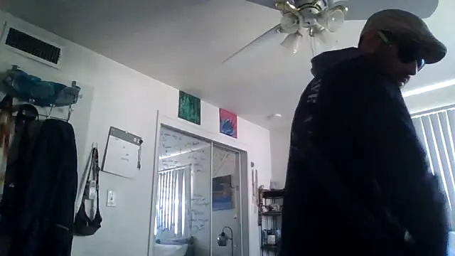 Snapshot of TheDaddio03 chatting on 02-22-26, 10:00 TheDaddio03 online show from 02-22-26, 10:00