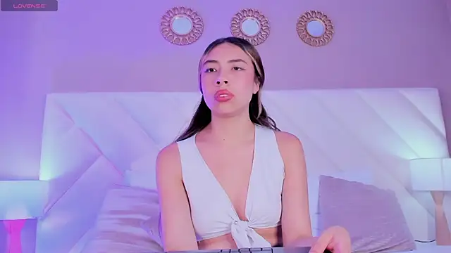 ValeryGomezz online show from 04-30-26, 08:57