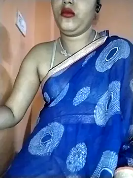 Nency Love143 online show from 04-18-26, 05:37
