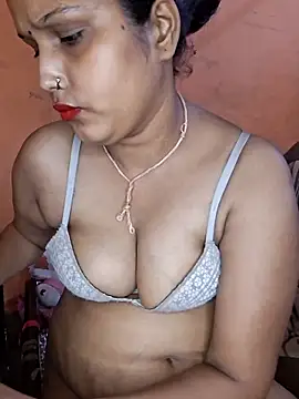 Snapshot of Nency_Love143 chatting on 06-14-26, 06:42 Nency Love143 online show from 06-14-26, 06:42