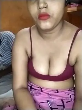 Nency Love143 online show from 05-02-26, 06:57