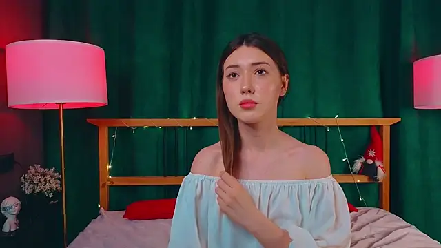 Snapshot of AliceZimmer chatting on 02-16-26, 07:34 AliceZimmer online show from 02-16-26, 07:34