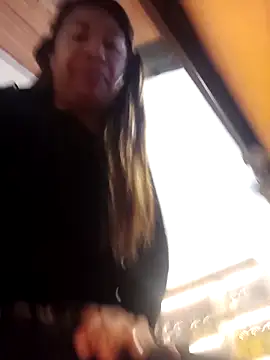 eva vidal  online show from 04-17-26, 05:05