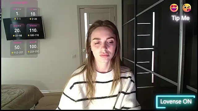  julia wonderful  online show from 04-13-26, 05:55