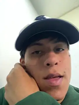 Snapshot of ATLASS_ZP chatting on 02-20-26, 06:43 ATLASS ZP online show from 02-20-26, 06:43