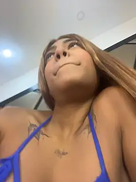 SinLunaXXX online show from 05-12-26, 09:54