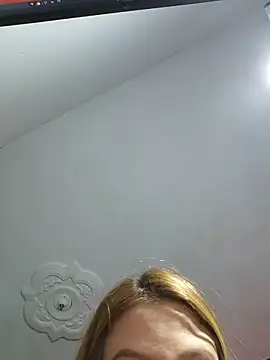 laila d online show from 05-15-26, 07:12