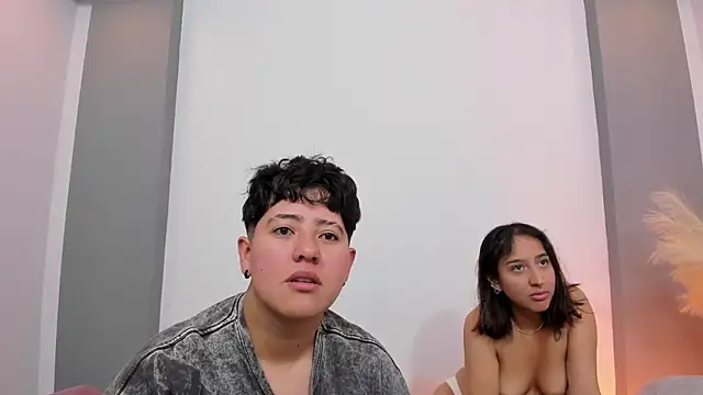 Gaia n Nix online show from 05-25-26, 03:17