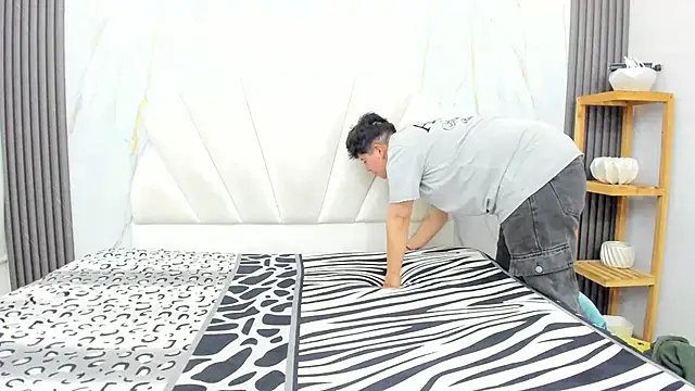 Gaia n Nix online show from 04-03-26, 03:46