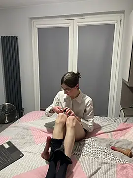 tgirl lilyy online show from 02-11-26, 08:31