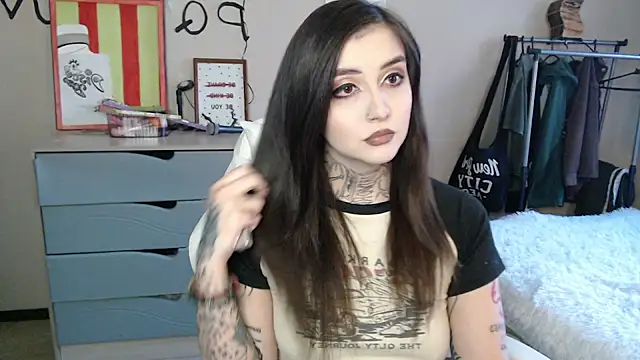 Rin Tozier online show from 04-24-26, 12:56