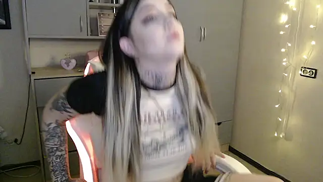 Rin Tozier online show from 03-21-26, 01:29