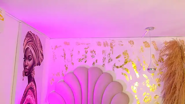 AURORA BLOOM CR online show from 03-18-26, 11:46