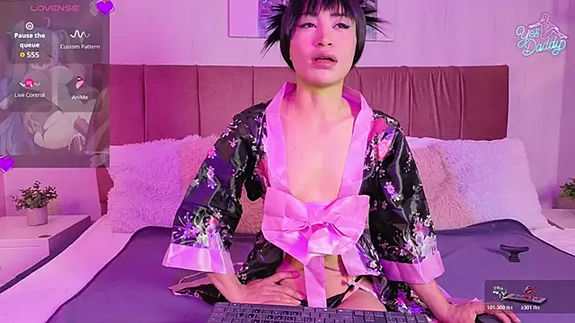 emma wilder  online show from 03-13-26, 07:41