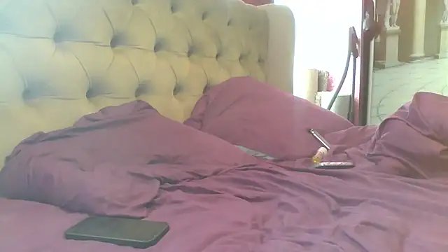 Shailadiess online show from 05-21-26, 09:39