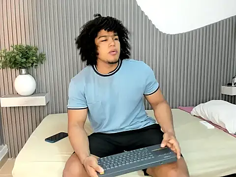 Rose blonde   online show from 05-21-26, 01:58