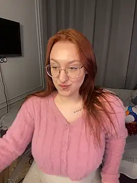 SpicyFox  online show from 07-08-26, 03:24
