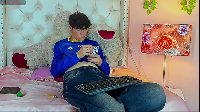 Philippsx online show from 03-11-26, 05:23