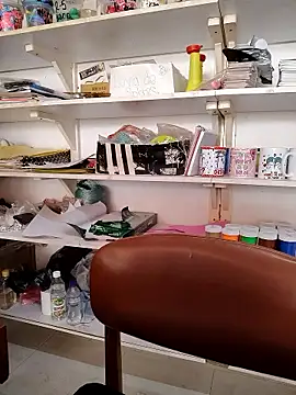 haffsa   online show from 04-14-26, 03:06