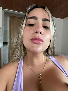 Miilana  online show from 07-18-26, 02:36