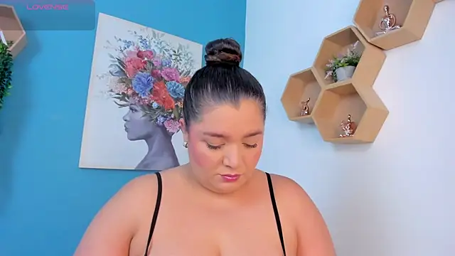 AgathaBloom  online show from 04-15-26, 08:09