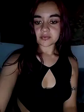 Snapshot of Lucy_allen1 chatting on 03-04-26, 04:31 Lucy allen1 online show from 03-04-26, 04:31