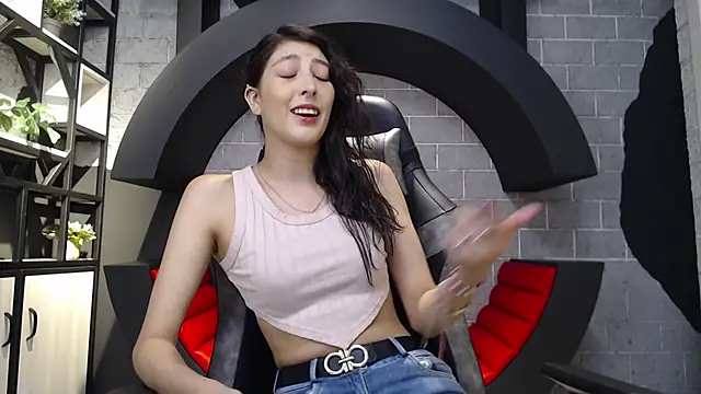 Snapshot of SinLickerr chatting on 02-13-26, 07:25 SinLickerr online show from 02-13-26, 07:25