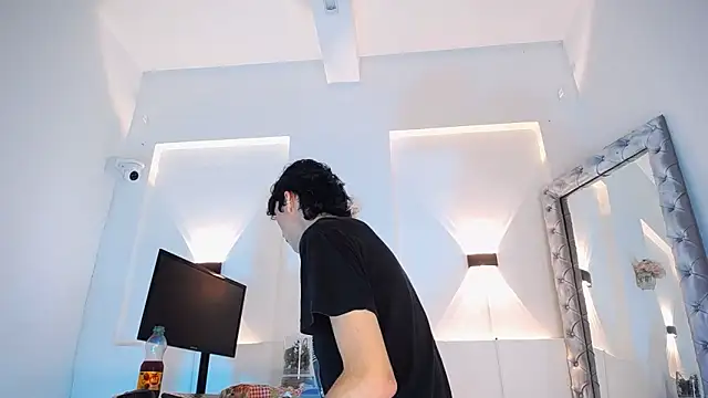 jullian ricci online show from 05-18-26, 07:18
