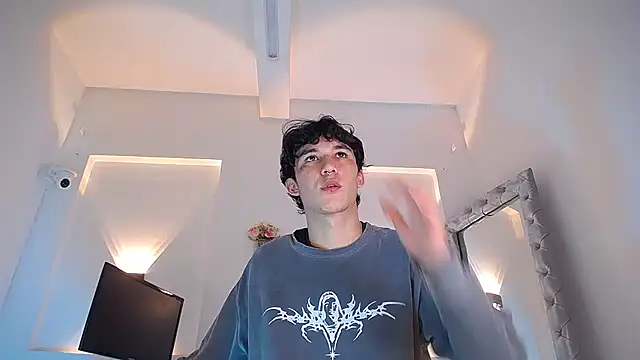 jullian ricci online show from 04-24-26, 08:22