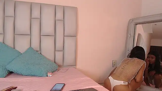 Snapshot of sugar_doll1 chatting on 02-26-26, 08:53 sugar doll1 online show from 02-26-26, 08:53