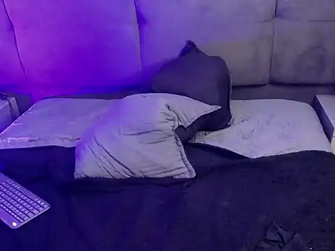 Snapshot of Ashleyy_Morgann chatting on 02-14-26, 05:02 Ashleyy Morgann online show from 02-14-26, 05:02