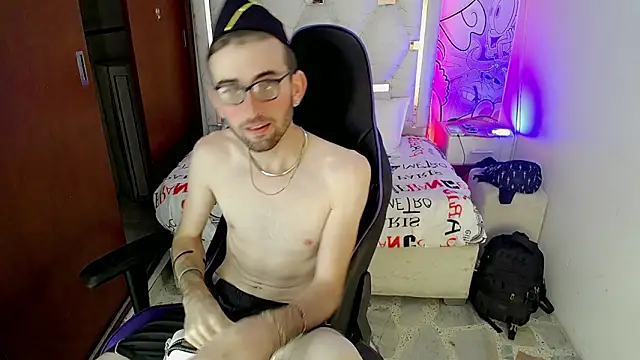 Top and bottom online show from 03-18-26, 08:32