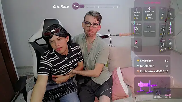 Snapshot of Top_and_bottom chatting on 02-24-26, 08:59 Top and bottom online show from 02-24-26, 08:59