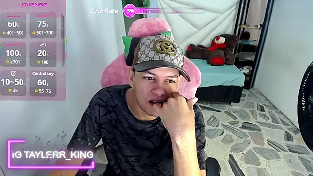 Top and bottom online show from 06-11-26, 04:09