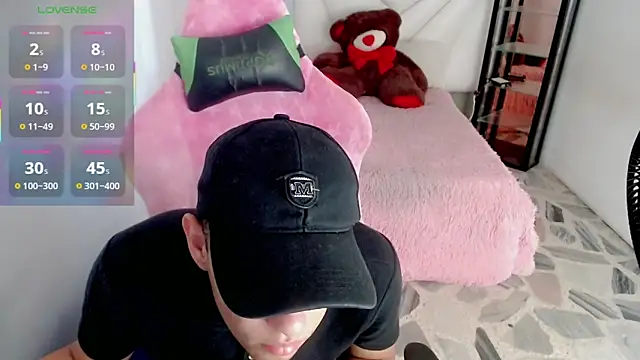 Top and bottom online show from 05-14-26, 08:39
