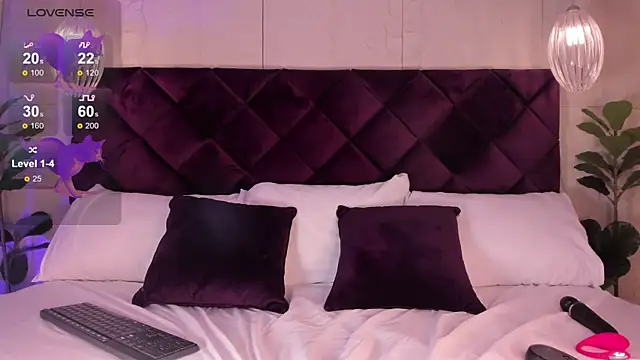 KittyLyne  online show from 03-11-26, 12:10