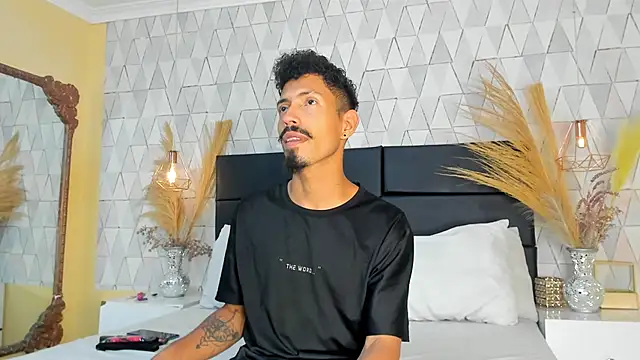 NoaahTylor online show from 03-23-26, 08:08